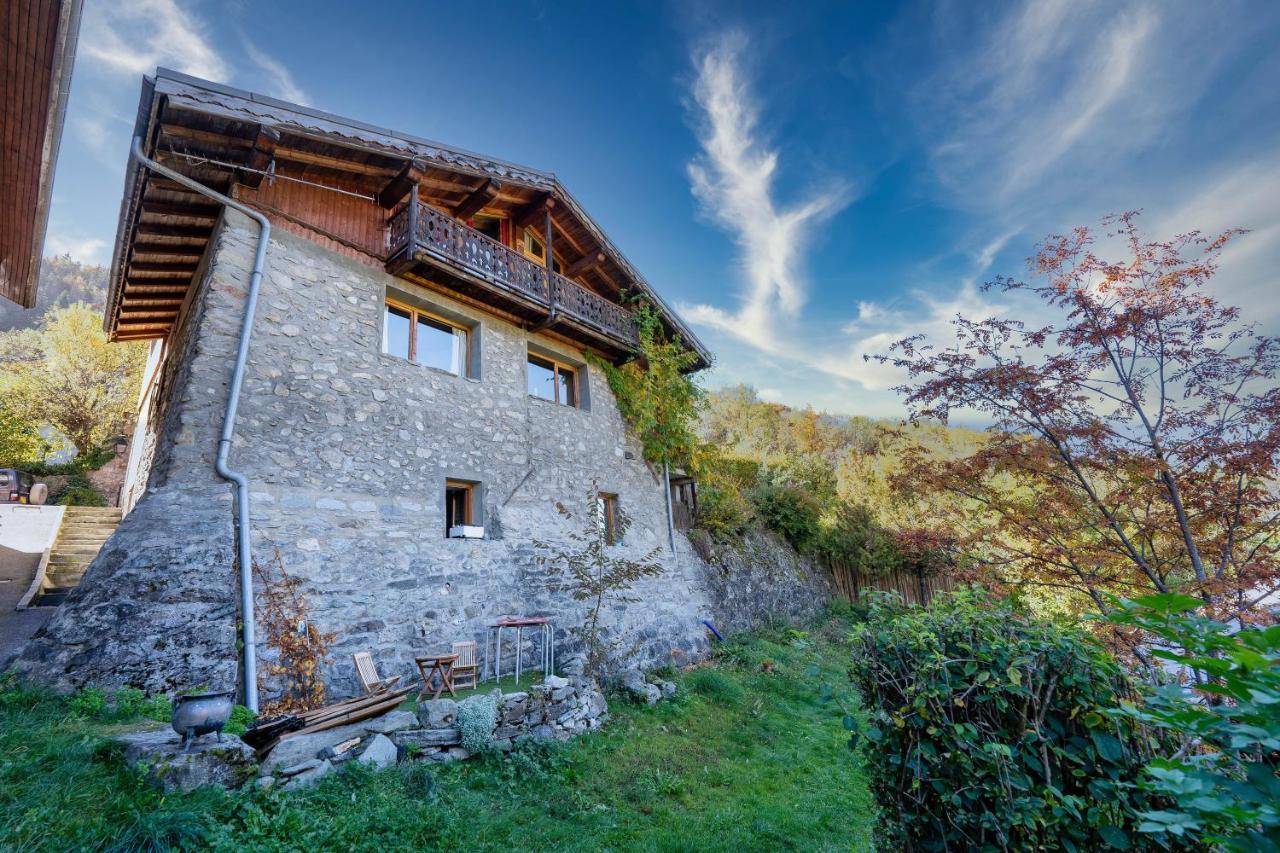 Chalé Magnifique Authentique Au Coeur Des 3 Vallees *