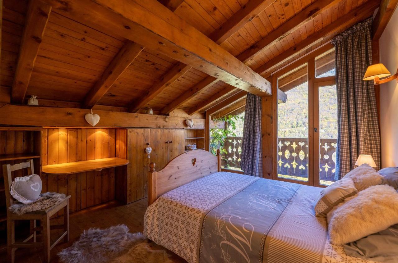 Magnifique Authentique Au Coeur Des 3 Vallees Chalé Courchevel